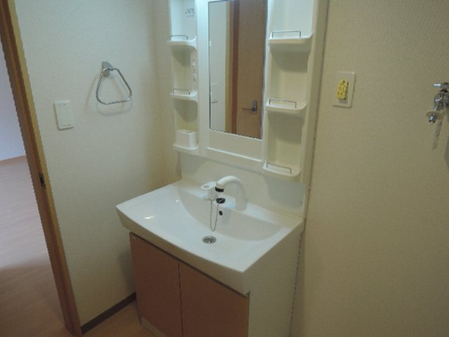 ロイヤル　メゾンの洗面所