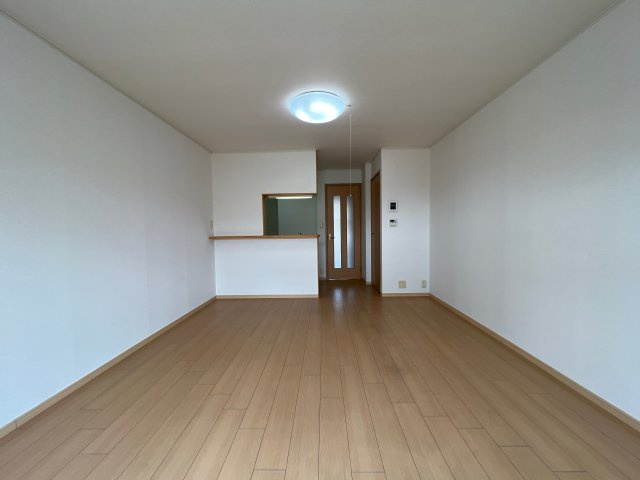 アルカンシエルＢの居間・リビング