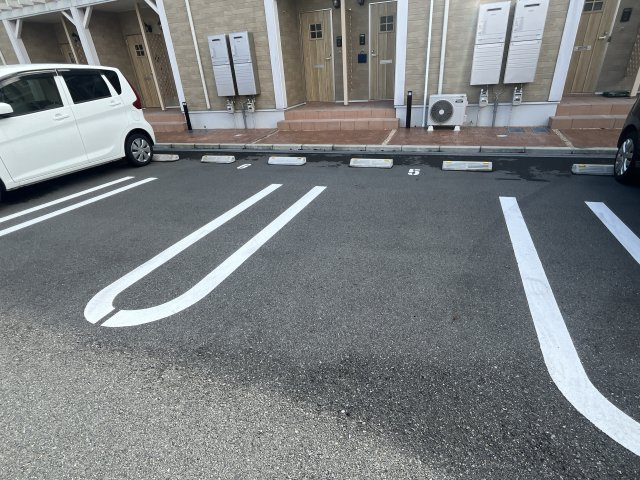 フォレストヴィラの駐車場