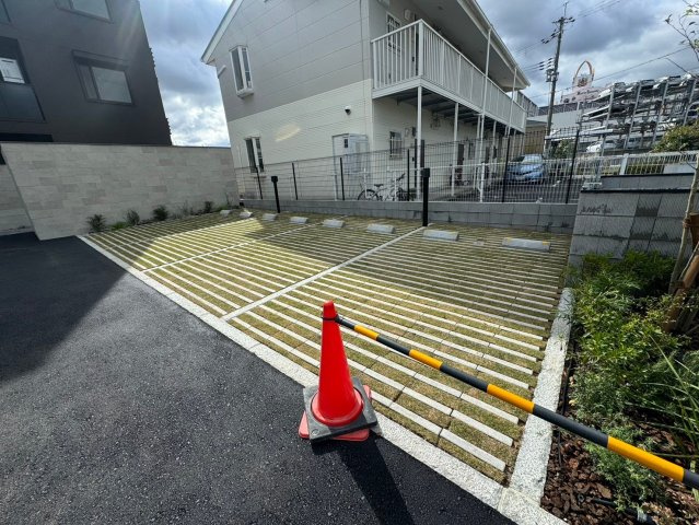 D-residence辻子の駐車場