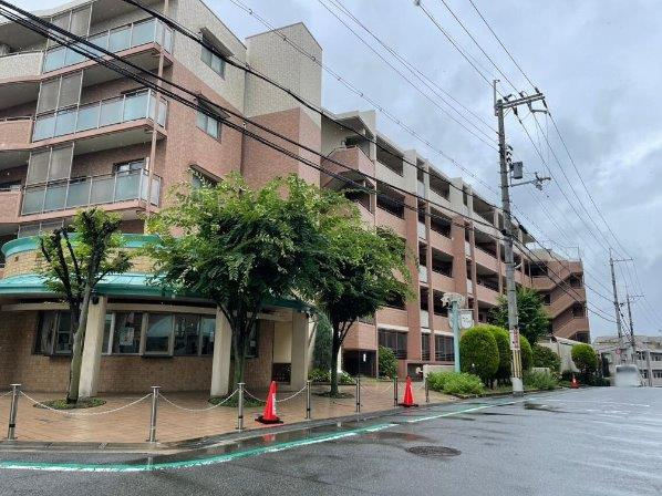 サンメゾン朝日丘けやき館の外観|新しい生活にいかがでしょうか？外観はお住まいの顔になります。こだわりたいポイントですね。水回りリフォームやリノベーションも承ってます。
■現地見学・資金計画相談・住宅ローン相談もお問合せ受付中■