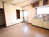 中宮本町（店舗付き住宅）の画像