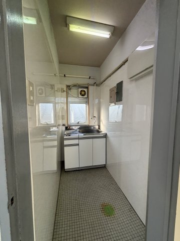 県南ビルの内装