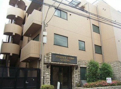 【外観】 | トーシンフェニックス新高円寺クアトロ | 鉄筋コンクリート造のがっちりとした建物。
