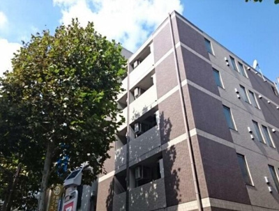 【外観】 | モンテリッチレジデンス | 鉄筋コンクリート造のガッチリとした建物