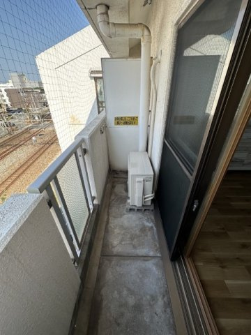 アルファクリオコートのバルコニー|開放的で明るい空間を演出してくれるバルコニーです