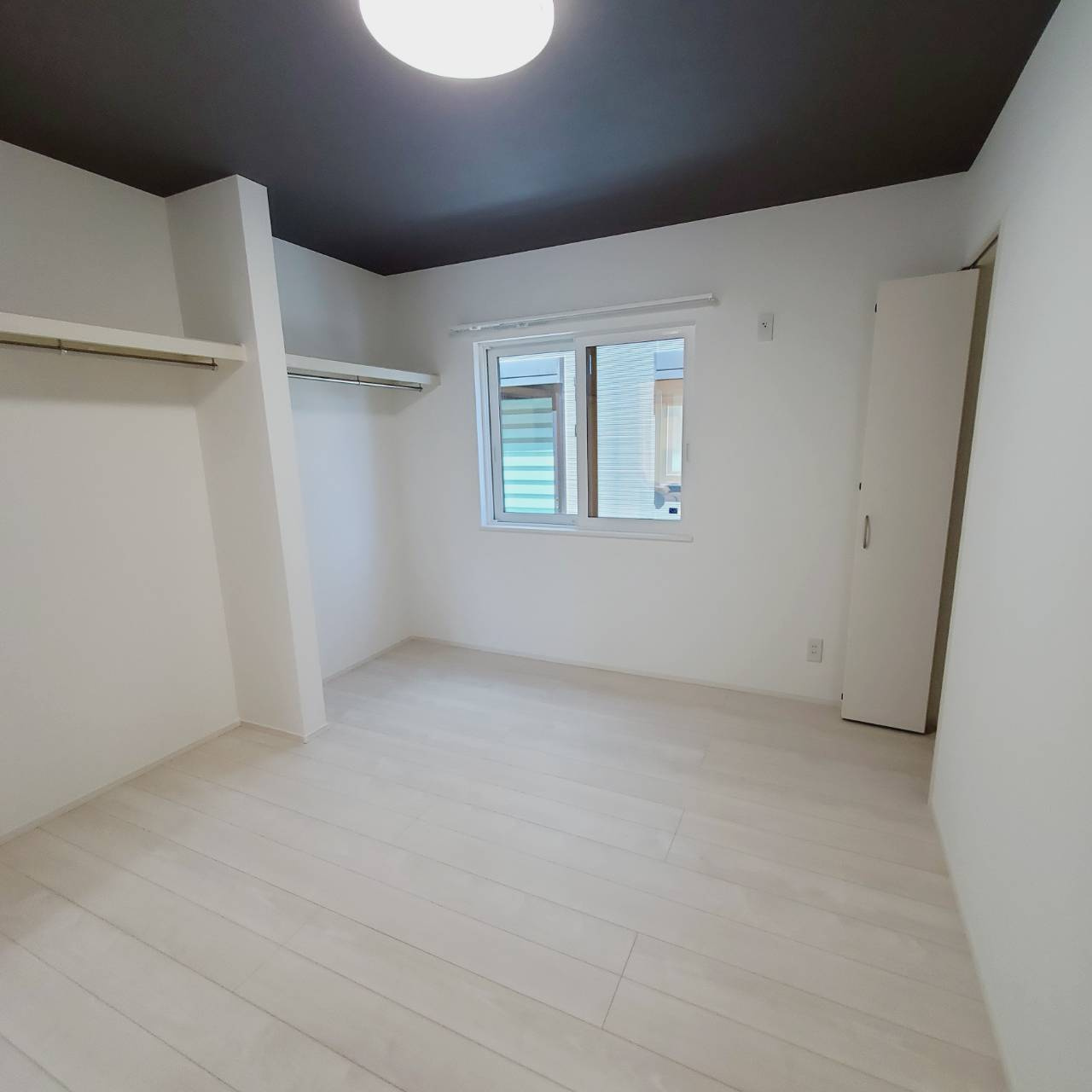 小中野3丁目平屋【LALA SELECT】の洋室