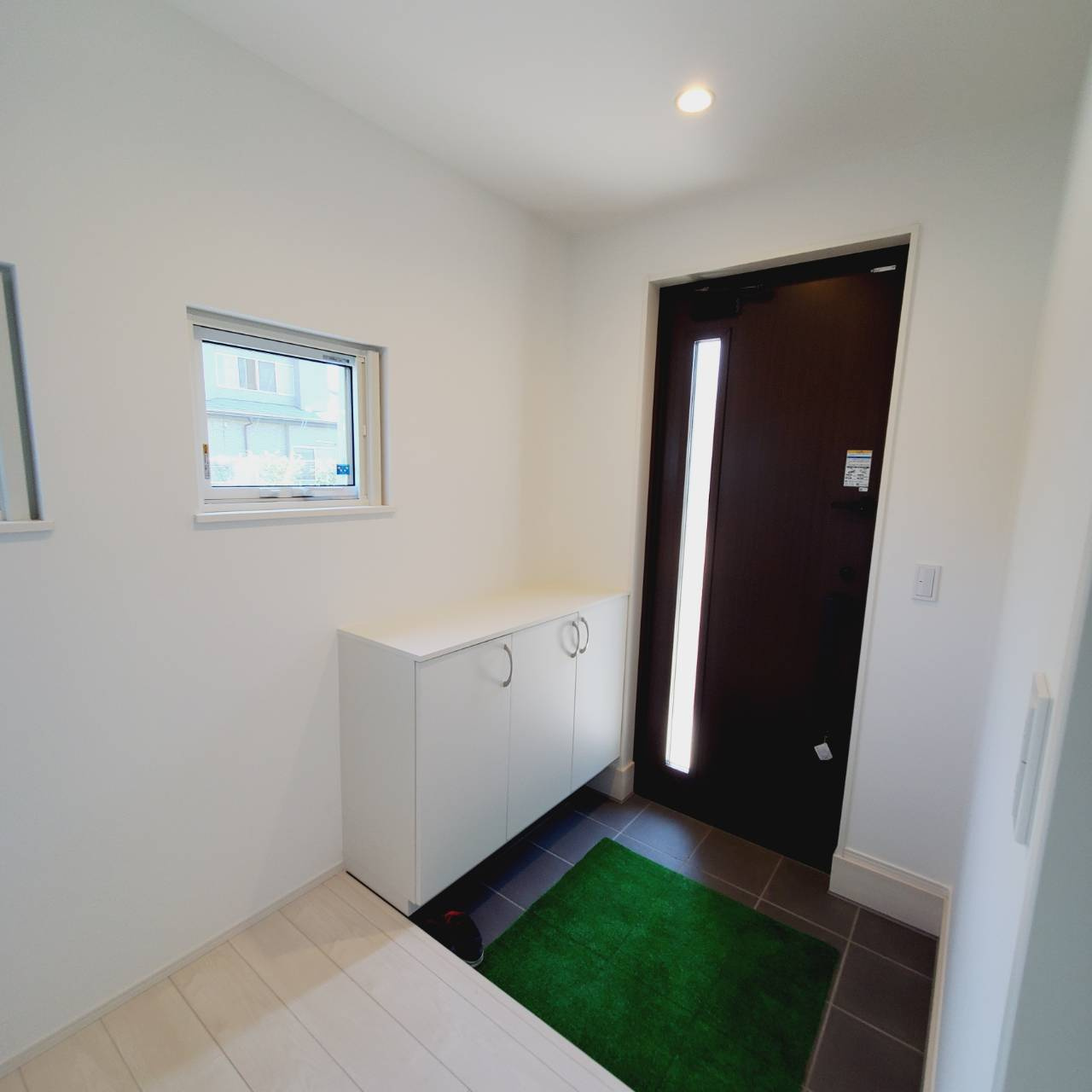 小中野3丁目平屋【LALA SELECT】の玄関