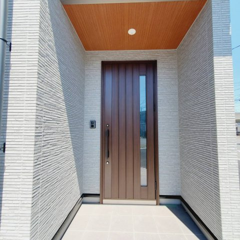 小中野3丁目平屋【LALA SELECT】の玄関