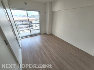 【洋室】 | 立花グリーンハイツ弐号棟 | 南向きバルコニーに面した洋室６帖です♪たいへん明るく開放的な居室です！