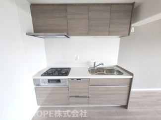 【キッチン】 | 立花グリーンハイツ弐号棟 | 新品のシステムキッチンです♪収納力も有ります！食器洗い乾燥機付きです！食後の後片付けはお任せですね(^^)