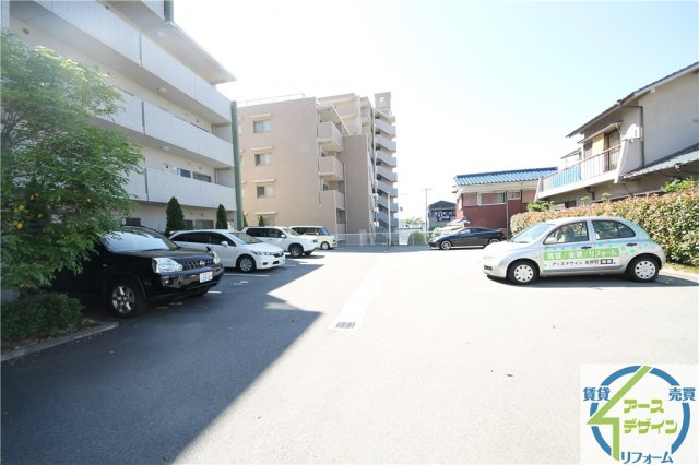 ハウオリ・ハレの駐車場|カースペースがあります