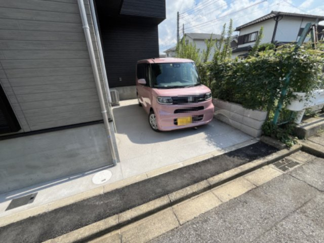 Kolet岩槻本丸#03の駐車場