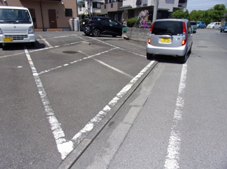 【駐車場】