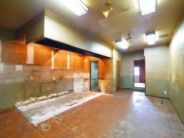 藤村店舗の内装