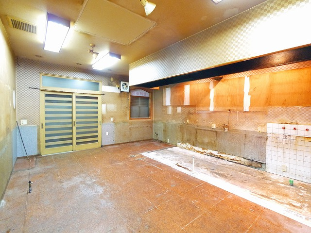 藤村店舗の内装