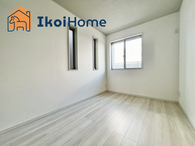 明石市材木町　新築一戸建　B号棟の子供部屋|●年中無休：当日予約可●オプションでより一層フローリング強くする10年保証のコーティングもご用意