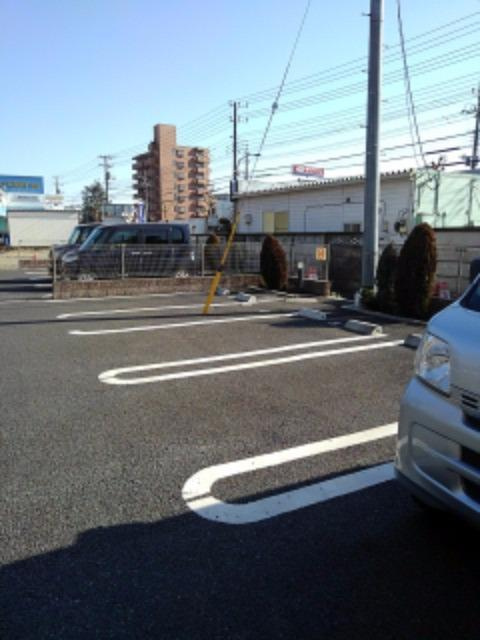 サンクレアの駐車場