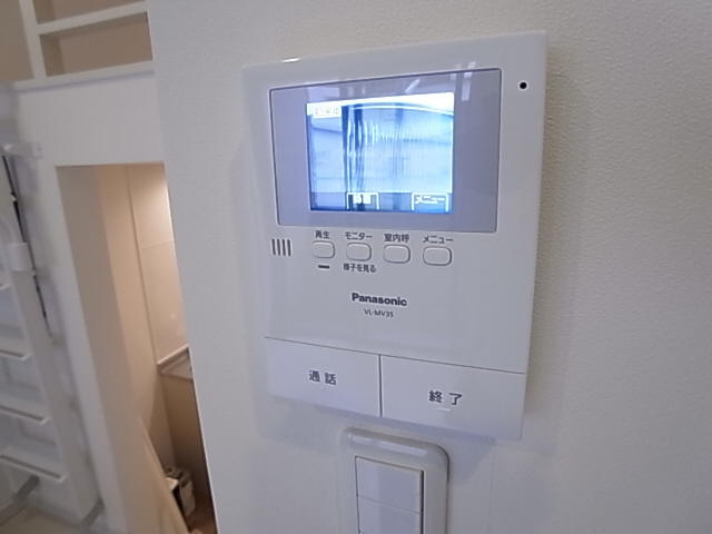 神戸市長田区海運町８丁目のアパートのセキュリティ|TV付インターフォン