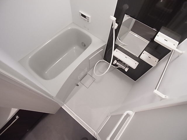 神戸市長田区海運町８丁目のアパートの浴室|追炊機能付浴室