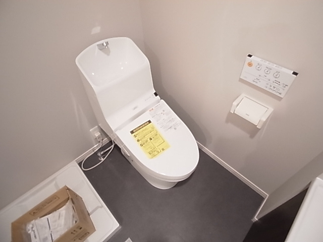 神戸市長田区海運町８丁目のアパートのトイレ|ウォシュレット付トイレ