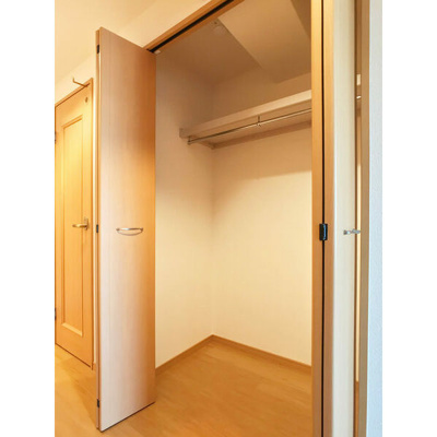 【収納】 | クリアネス賀茂 | 別号室の写真になります。現況優先。