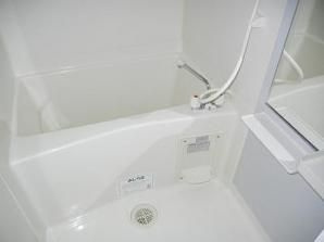 【浴室】 | クリアネス賀茂 | 別号室の写真になります。現況優先。