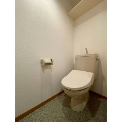 【トイレ】 | クリアネス賀茂 | 別号室の写真になります。現況優先。