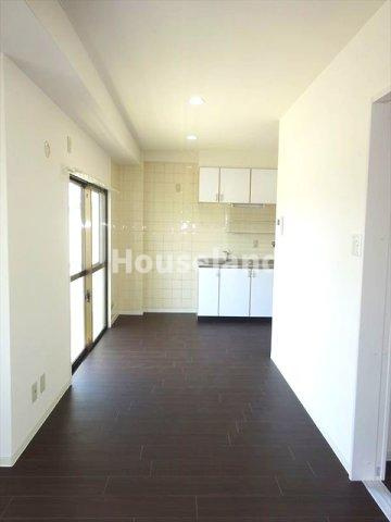 パルム加納の居間・リビング