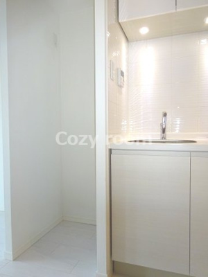 【その他】 | S-RESIDENCE江坂 | 冷蔵庫置き場