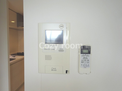 【セキュリティ】 | S-RESIDENCE江坂 | モニター付インターホンなので安心