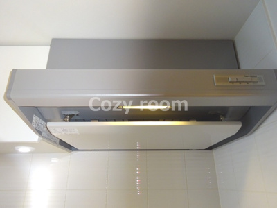 【キッチン】 | S-RESIDENCE江坂 | お手入れ楽々換気扇なので手間が省けますね(^-^)