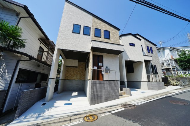【横浜市保土ケ谷区釜台町16-19全２棟新築戸建２号棟】★仲介手数料無料★（常盤台小学校・保土ケ谷中学校）の外観