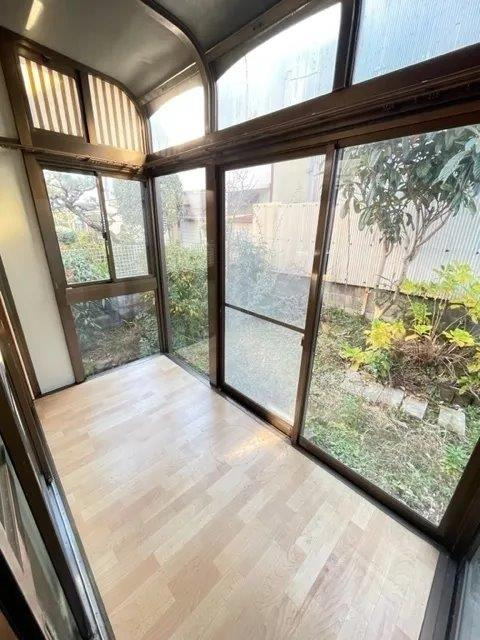 藤阪北町　中古一戸建ての内装|サンルーム　南向き■物件内覧・資金計画相談・住宅ローン相談、リフォーム相談、お問合せ受付中■
※当日・翌日のご内覧、ご相談はお電話でのお問合せがスムーズです！