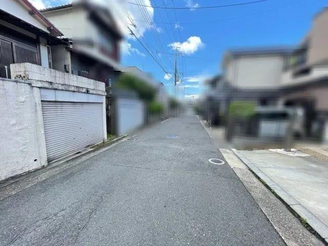 藤阪北町　中古一戸建ての前面道路含む現地写真|前面道路含む現地写真■物件内覧・資金計画相談・住宅ローン相談、リフォーム相談、お問合せ受付中■
※当日・翌日のご内覧、ご相談はお電話でのお問合せがスムーズです！
