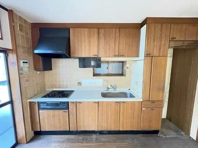 藤阪北町　中古一戸建てのキッチン|システムキッチン■物件内覧・資金計画相談・住宅ローン相談、リフォーム相談、お問合せ受付中■
※当日・翌日のご内覧、ご相談はお電話でのお問合せがスムーズです！