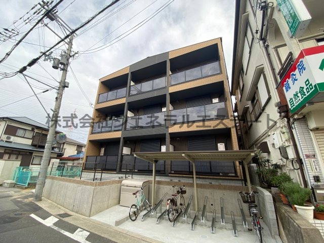 badge四條畷の外観