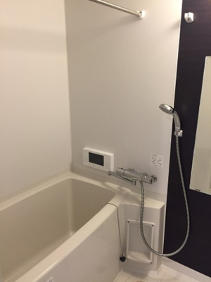 【浴室】 | GRANDTIC グランツェーレ博多駅南 | 別号室の写真になります。現況優先。