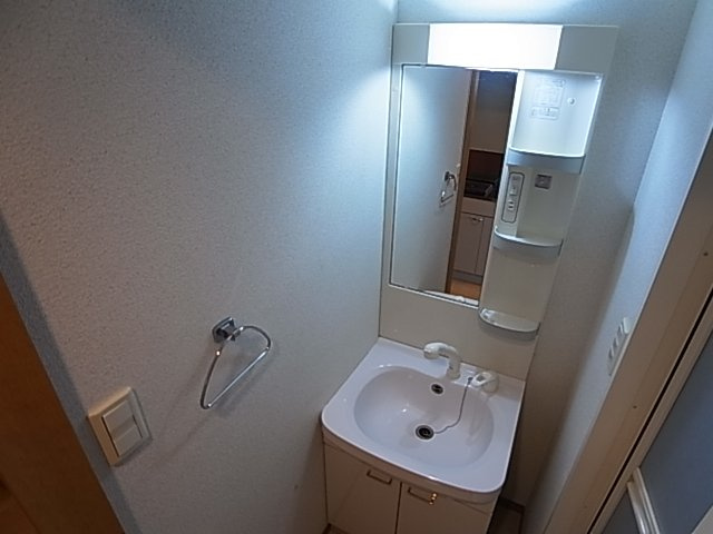 神戸市須磨区大池町５丁目の賃貸マンションの洗面所|シャンプードレッサー