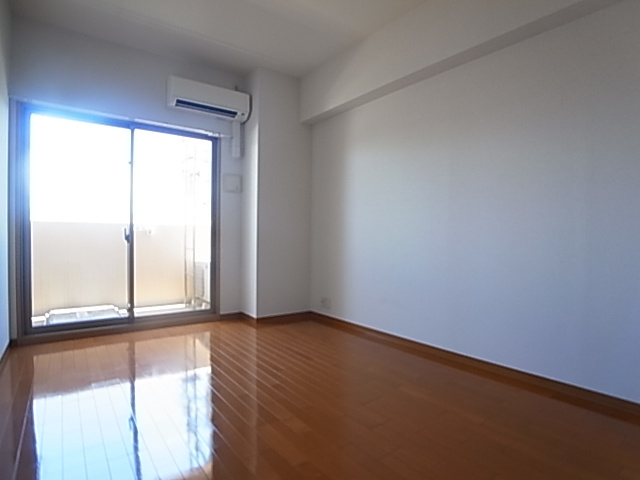 神戸市須磨区大池町５丁目の賃貸マンションの内装|洋室