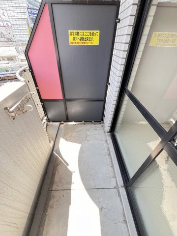 大阪市都島区都島南通２丁目の賃貸マンションのバルコニー