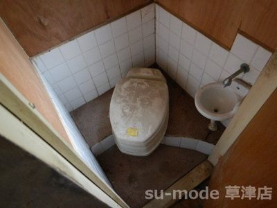 【トイレ】 | 稲津2丁目テラスハウス | トイレも気になるポイント
現状のまま（DIYの出来る方又は倉庫に如何ですか？）