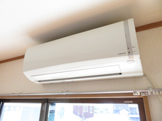 【設備】 | 髙橋邸貸家 | 2階洋室エアコン