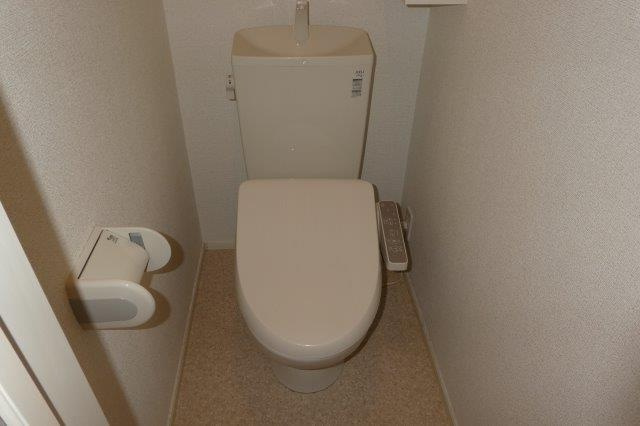 総社市井尻野のアパートのトイレ