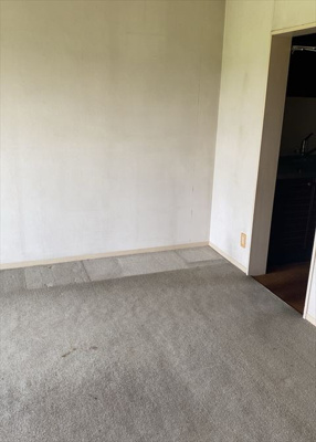 【ダイニング】 | 座間入谷ハイツ７号棟 | ダイニングは、食事や家族の団らんスペースとしてだけではなく、ほかの用途としても使用することができます。ダイニングテーブルを置き、食事のためのスペースを作ることでリビングとの差別化を図ることができます。