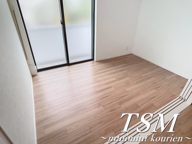 WｉｎｄＢｅｌｌ出口の洋室