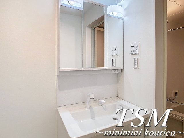 WｉｎｄＢｅｌｌ出口の独立洗面台