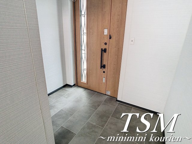 WｉｎｄＢｅｌｌ出口のエントランス