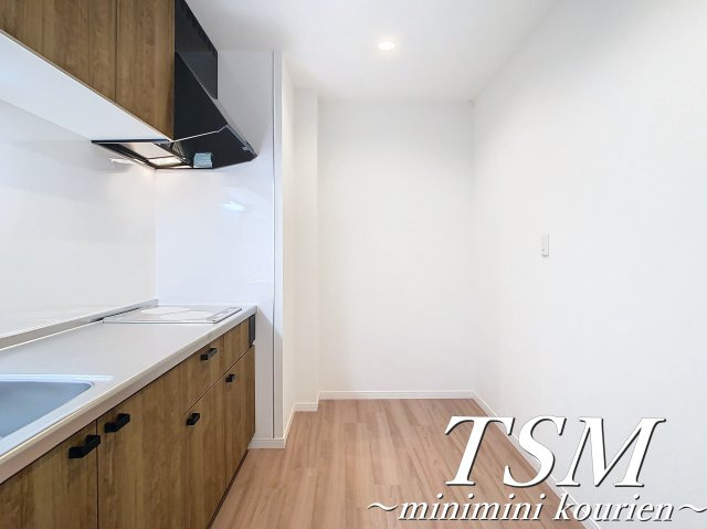 WｉｎｄＢｅｌｌ出口のキッチン