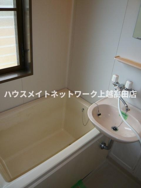 メゾンルミエールの浴室|浴室
